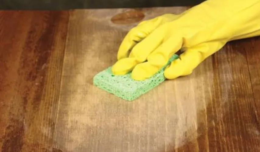 Chemical Wood Lightening & Tone Equalization